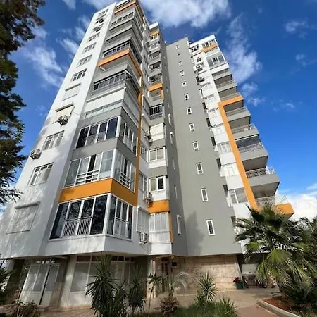 Havaalanina Yakin Ferah 1+1 Apartman