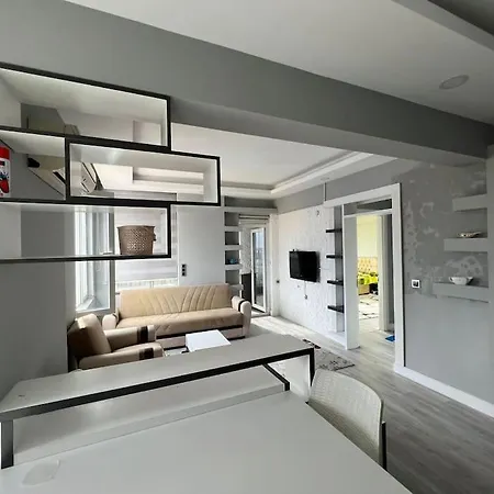 Apartman Havaalanina Yakin Ferah 1+1 Aksu (Antalya)
