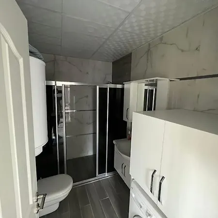 Appartement Havaalanina Yakin Ferah 1+1 *